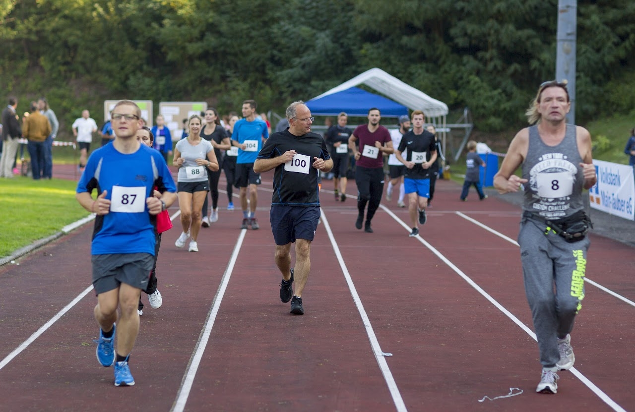 Bild vom 9. Benefizlauf im Jahr 2016. Dies ist das 179. Bild.